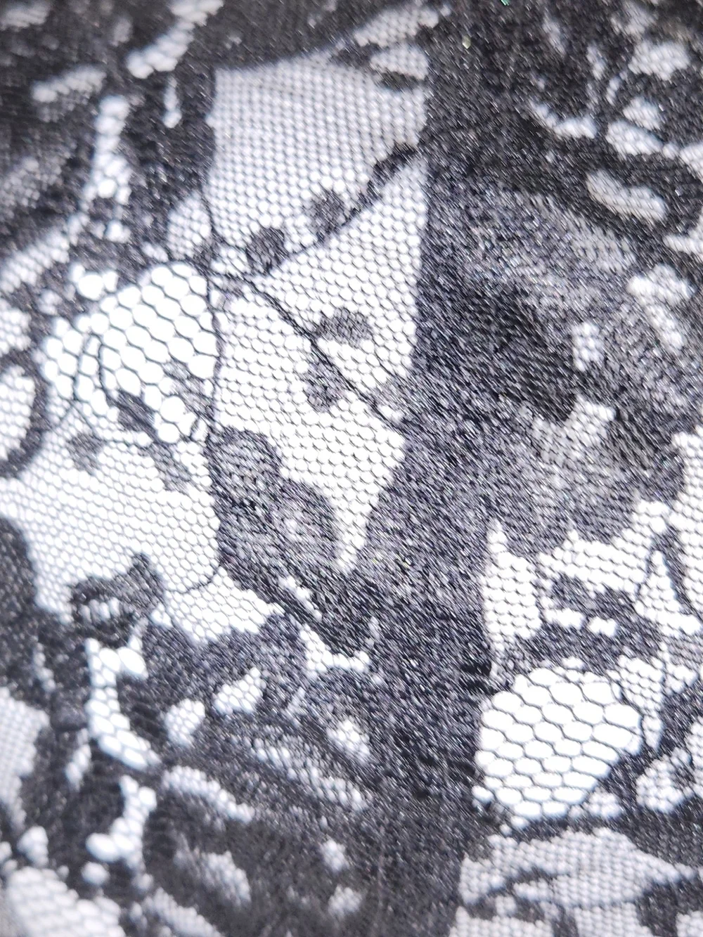 Black & White Lace Underwire Bra 40DDD